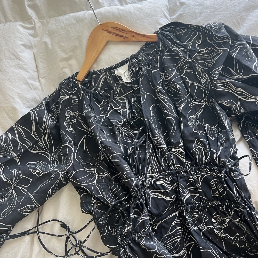 h&m long sleeve midi dress
